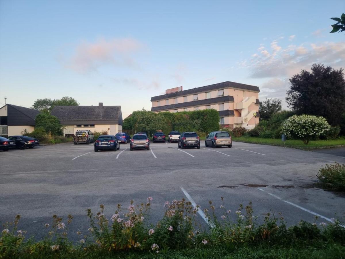 Hotel Du Haut Marais Saint-Marcel  Екстериор снимка