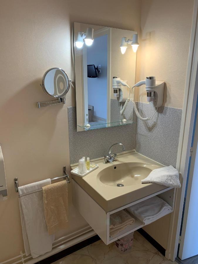 Hotel Du Haut Marais Saint-Marcel  Екстериор снимка